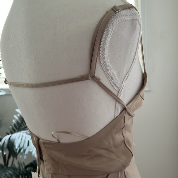 Zara dress - Picture 6 of 11